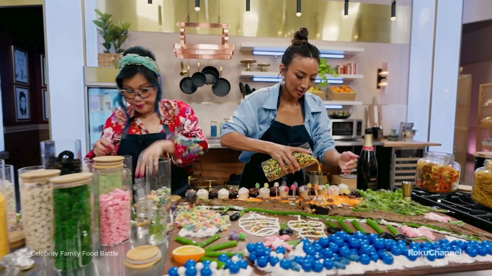 Celebrity Family Food Battle — lighting by Brandon Davis